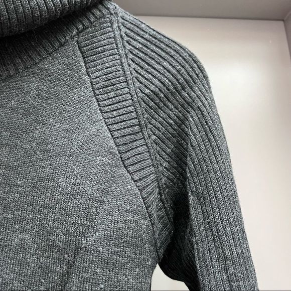 Krimson Klover Wool Turtleneck Sweater, Black/grey, Sz S - Picture 3 of 6